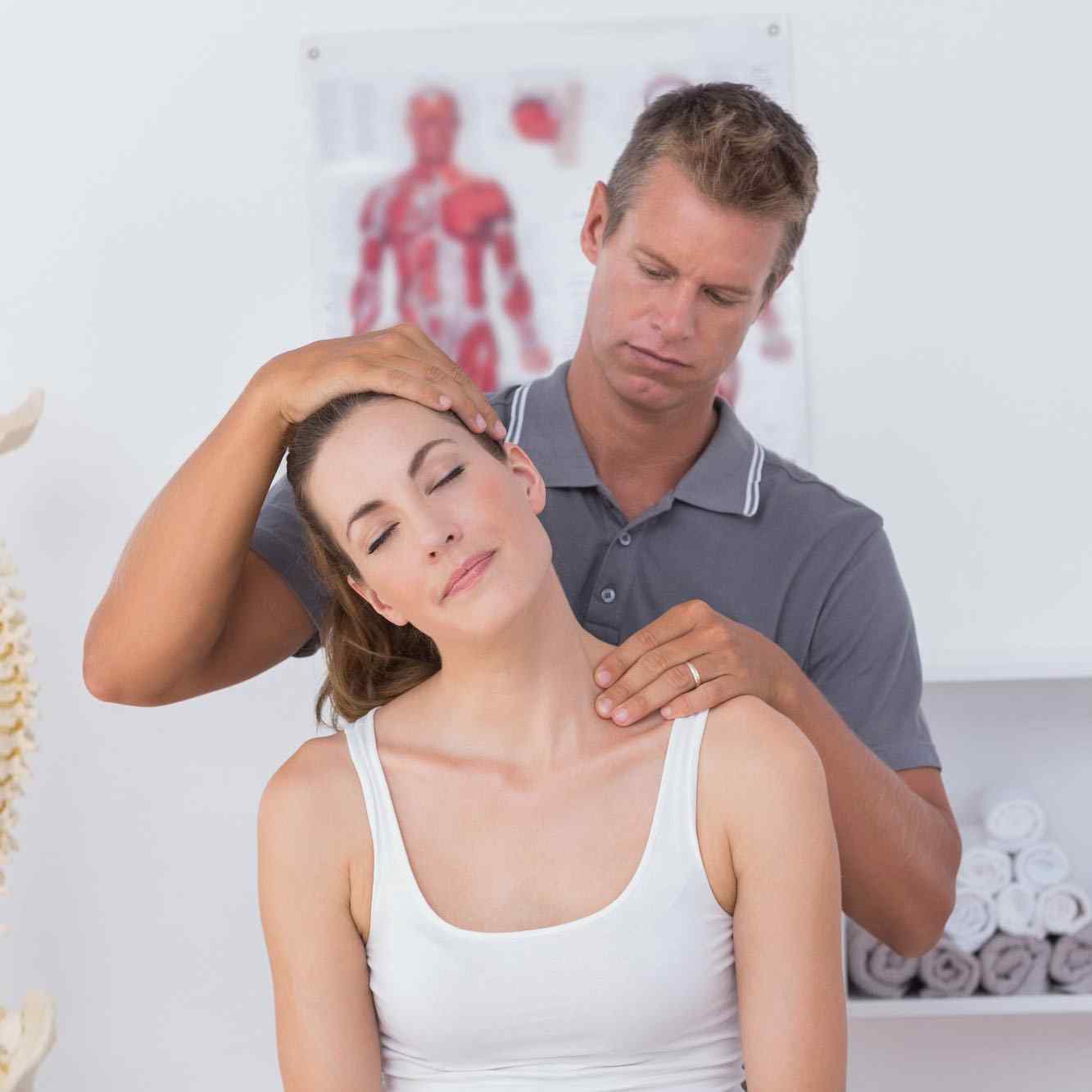 https://www.citomegalovirus.eu/wp-content/uploads/2015/12/kiroprakticar.jpg